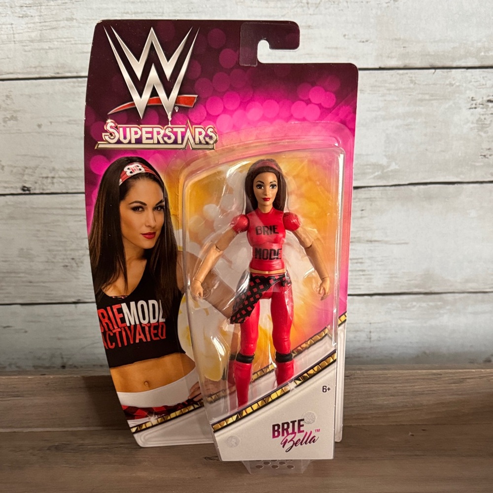 WWE Brie Bella Superstars Figure
